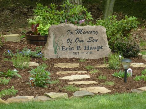 PERSONALIZED PET MEMORIAL STONE GRAVE MARKER TREE DEDICATION GARDEN