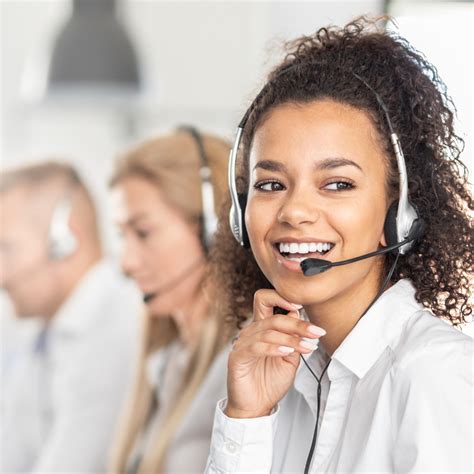 4 Top Traits To Look For When Hiring Contact Center Agents The