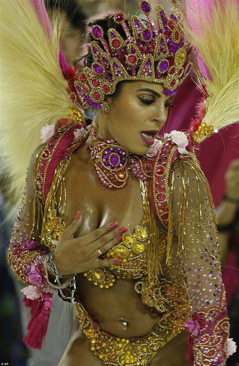 greatest show on earth rio carnival dancers sparkle at samba parade elakiri