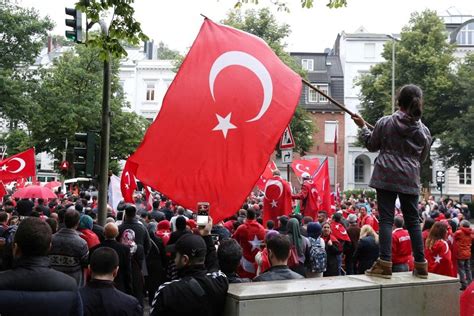 Home To 3 Million Turkish Immigrants Germany Fears Rising Tensions The Washington Post