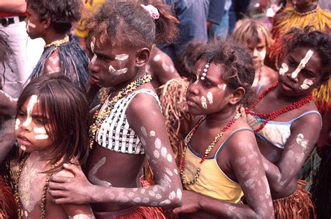 Girls From Lockhart River Laura Aboriginal Dance Festival Australia