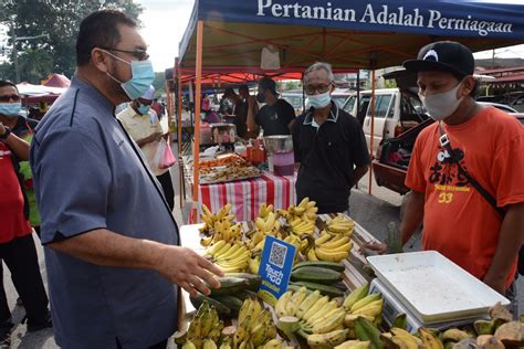 Lorong pasar, georgetown, 10200 pulau pinang, pulau pinang, малайзия. Pasca PKP; pasar malam Rabu di Balik Pulau yang dirindui ...