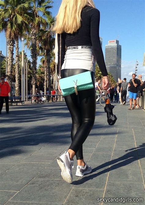 Shinny Leggings Candid Girl In Barcelona Sexy Candid Girls