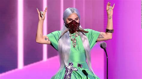 Lady Gaga Sorprende Con Sus Mascarillas En Los Premios Mtv Cnn A