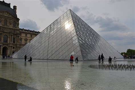 Combien De Vitre A La Pyramide Du Louvre - De la pyramide du Louvre aux Tuileries - Food Coaching