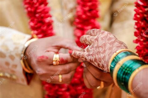 Bride And Groom Hands Indian Wedding Premium Photo