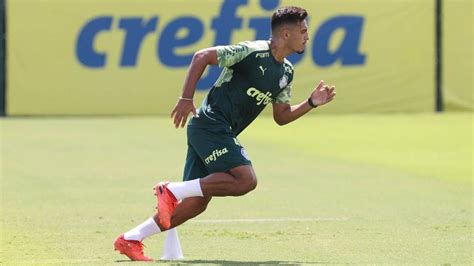 Gabriel Menino Aparece Em Campo E Palmeiras Esboça Time Para A Recopa