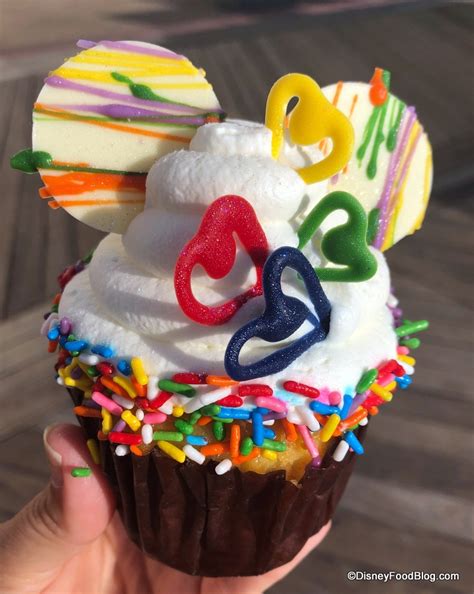 Photos and Review! Rainbow Cupcake at Disney World's BoardWalk Bakery | the disney food blog