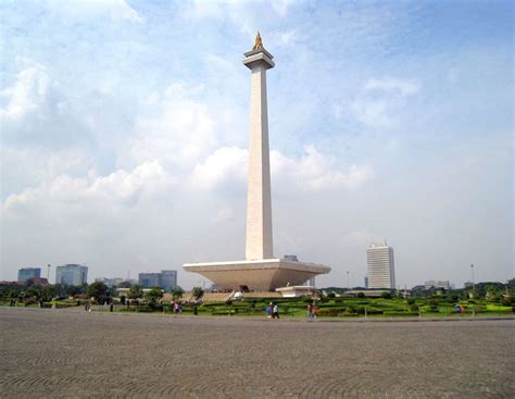 9 Monumen Di Indonesia Paling Populer