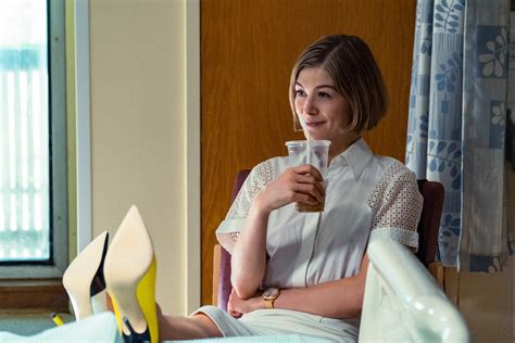 Peter Dinklage Rosamund Pike In Gone Girl Avatar Why You Should Watch