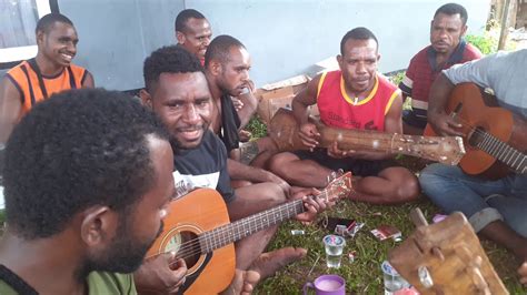 Daftar Lagu Daerah Papua
