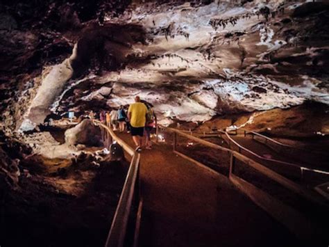 Lost Sea Adventure Caves And Mines Tennessee