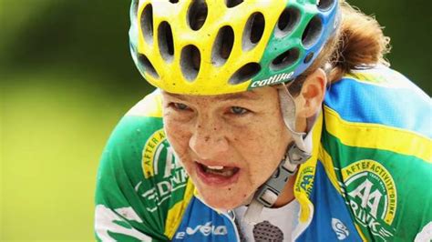 Sharon Laws Former Team Gb Cyclist Diagnosed With Cervical Cancer