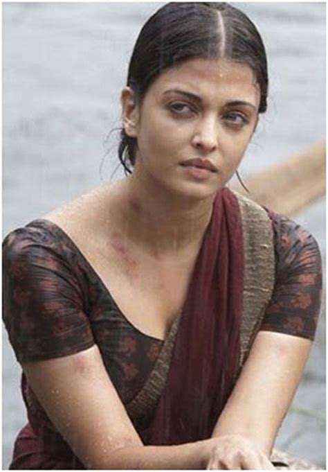 Aishwarya Rai In Coffice Color Saree Aishwarya Rai Without Makeup