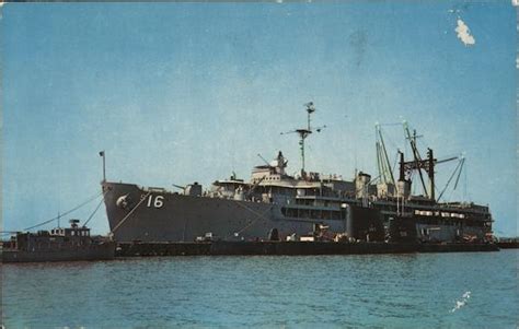 Submarine Tender Uss Howard W Gilmore Us Naval Base Charleston Sc