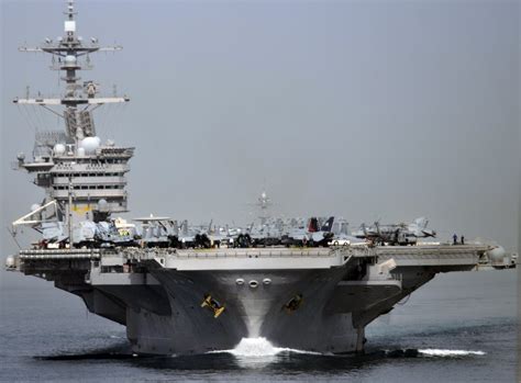 19 Photos Proving The Uss Aircraft Carriers Are The