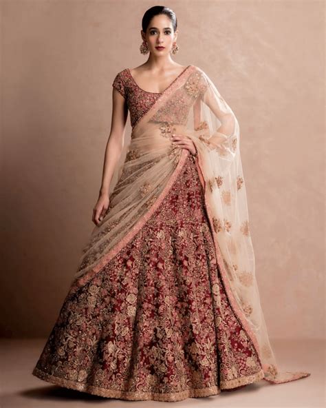 21 Different Lehenga Dupatta Draping Style For All Occassions Wedbook