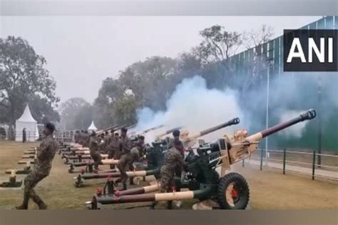Republic Day Army Personnel Carry Out Rehearsals For 21 Gun Salute
