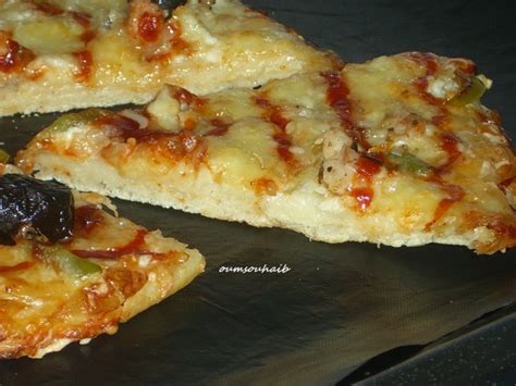 Pizza Au Poulet Sauce Barbecue Le Sucr Sal D Oum Souhaib
