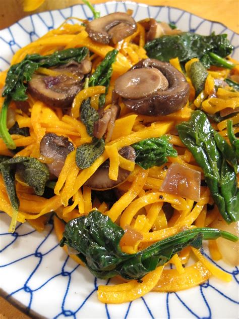 Butternut Squash Noodles With Spinach And Mushrooms Gluten Free Squash Noodles Recipes