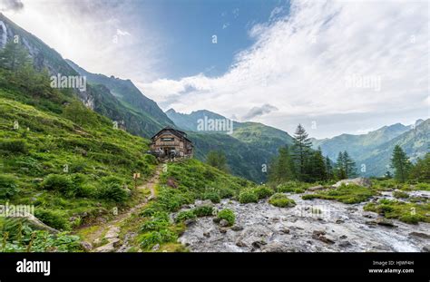 Golling Hut Cabin With Mountain Stream Rohrmoos Untertal Schladming