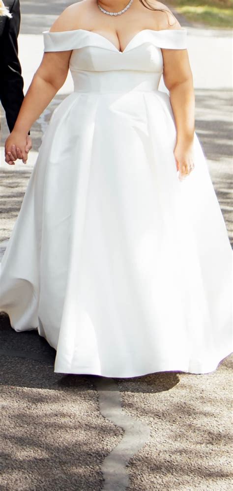 Essense Of Australia D3232 Wedding Dress Save 62 Stillwhite