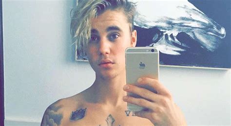 Justin Bieber Shares A Sexy Shirtless Selfie Justin Bieber