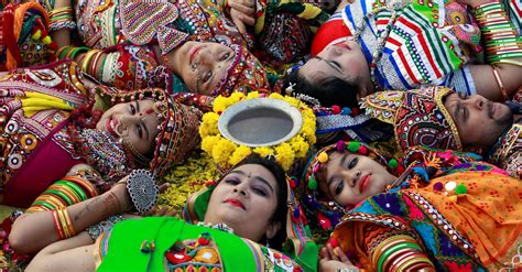 Hindus Celebrate The Mother Goddess In Navratri Festival Huffpost
