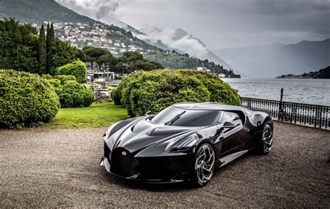 bugatti la voiture noire