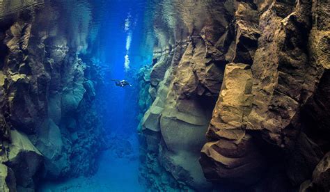 Read Snorkelling In Iceland Swim Between Tectonic Plates In Silfra Fissure For A Truly