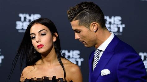 Top 10 Hottest Wives And Girlfriends Of Famous Footballers