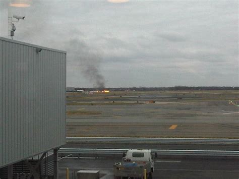 Update Fire On Airfield At Jfk Airport Is Only A Test Gothamist
