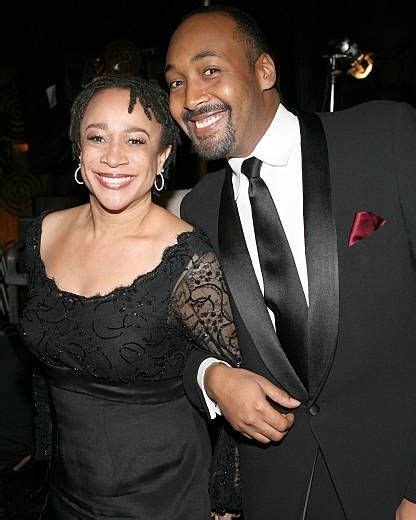 is jesse l martin married does jesse l martin have a wife