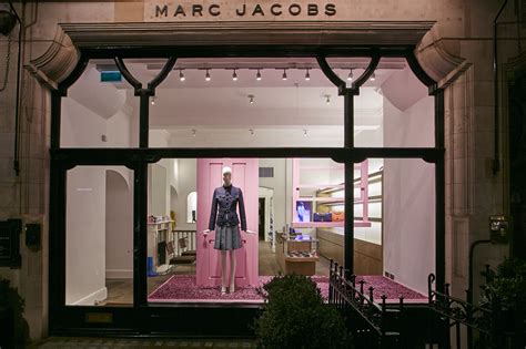 Marc Jacobslondon Uk Behind Closed Doors Pinned By Ton Van Der