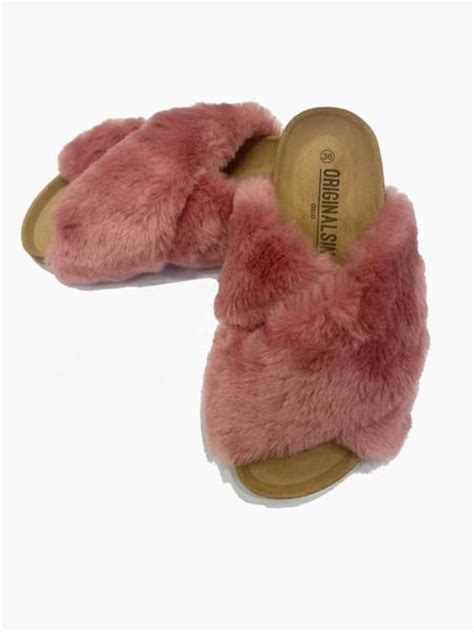 Trouva Trine Faux Fur Slider Slippers Pink