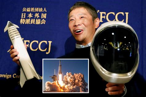 Japanese Billionaire Receives 20000 Girlfriend Applications For His Moon Trip On Elon Musks