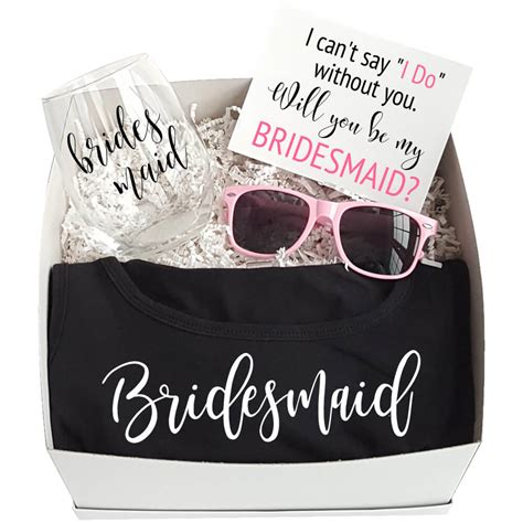 Wedding gift to bride from bridesmaid. "Will You Be My Bridesmaid?" Gift Box 2 | Personalized Brides