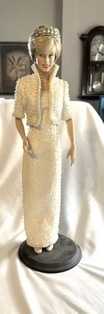 Vintage Franklin Mint Porcelain Princess Diana Wedding Bride Lady Of