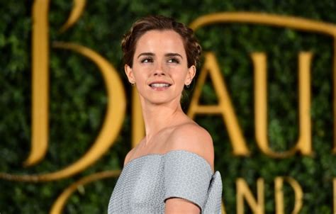 People Are Angry Feminist Emma Watson Has Posed For A Braless Vanity