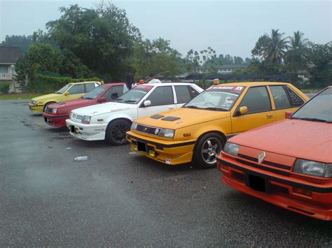 The proton saga is a series of compact and subcompact cars produced by malaysian automobile manufacturer proton. palito7411 1985 Proton Saga Specs, Photos, Modification ...