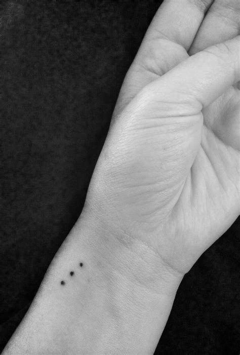 Pin By Dionne Swinkels On Tattoo And Art Dot Tattoos 3 Dot Tattoo Tattoos
