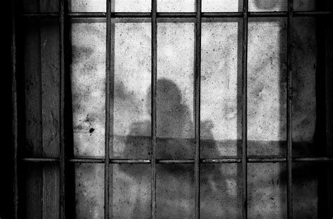 A Mugshot Search: 8 Ways to Find Your Past and Current Mugshots