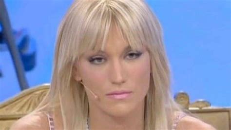 Che Fine Ha Fatto Laura Lella La Tronista Di Uomini E Donne Che Fece Infuriare Maria De Filippi