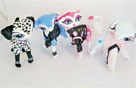 Bratz Petz Lot Of 4 Cat And Dogs Poseable Plush 7 Tall Fashionable