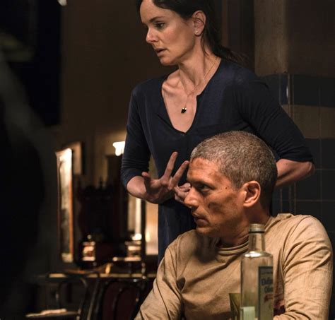 Prison break season 5, sydney, australia. Prison Break - Season 5: Michael Scofield and Sara ...