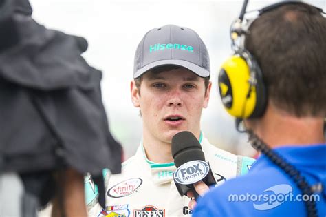 Erik Jones Profile Bio News High Res Photos And High Quality Videos