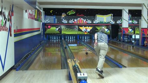 Winnipeg Bowling Alley First In Canada To Become Sensory Inclusive