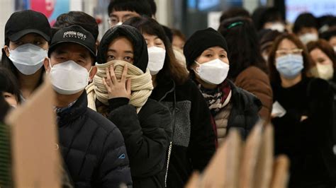 South korea has reported 310 deaths and 17,945 cases since the pandemic began, according to data from johns hopkins university. South Korean president declares 'war' on COVID-19 as ...