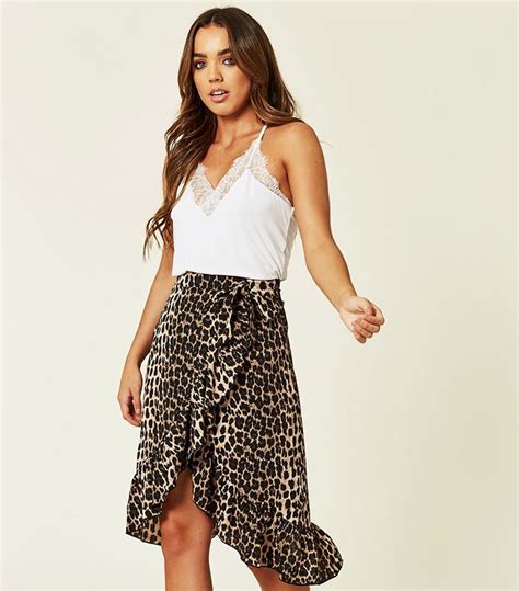 Leopard Print Skirts Are Still Going Strong For Springhere Are 19 Of