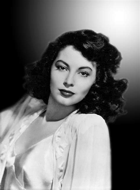 Ava Gardner 1940s In 2020 Vintage Hairstyles Hollywood Beauty